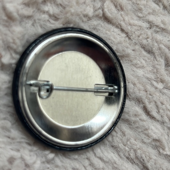 Hard Rock Cafe Save The Planet We Recycle Button Pin - Picture 9 of 13